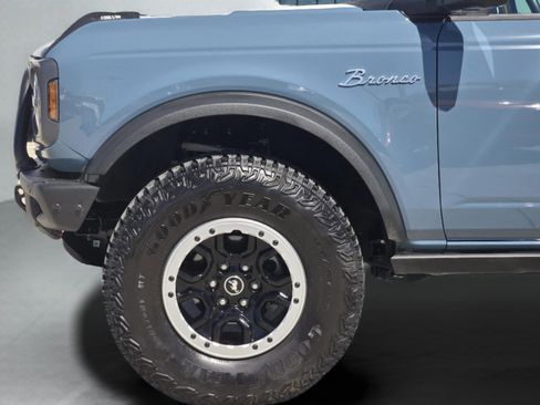 Used 2021 Ford Bronco Badlands image 29