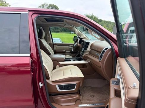 Used 2020 RAM 1500 Laramie AWD/4WD image 39