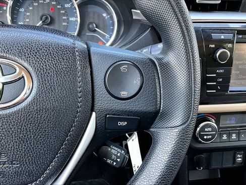 Used 2016 Toyota Corolla LE FWD image 23