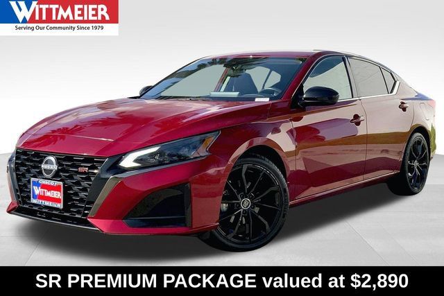Used 2023 Nissan Altima 2.5 SR w/ SR Premium Package AWD/4WD image 1