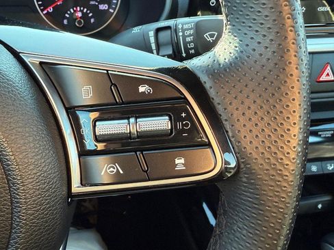 Used 2022 Kia Forte GT-Line w/ GT-Line Premium Package image 19