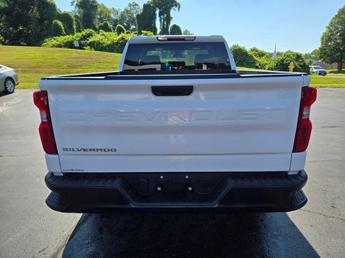 Used 2022 Chevrolet Silverado 1500 W/T w/ WT Convenience Package AWD/4WD image 7