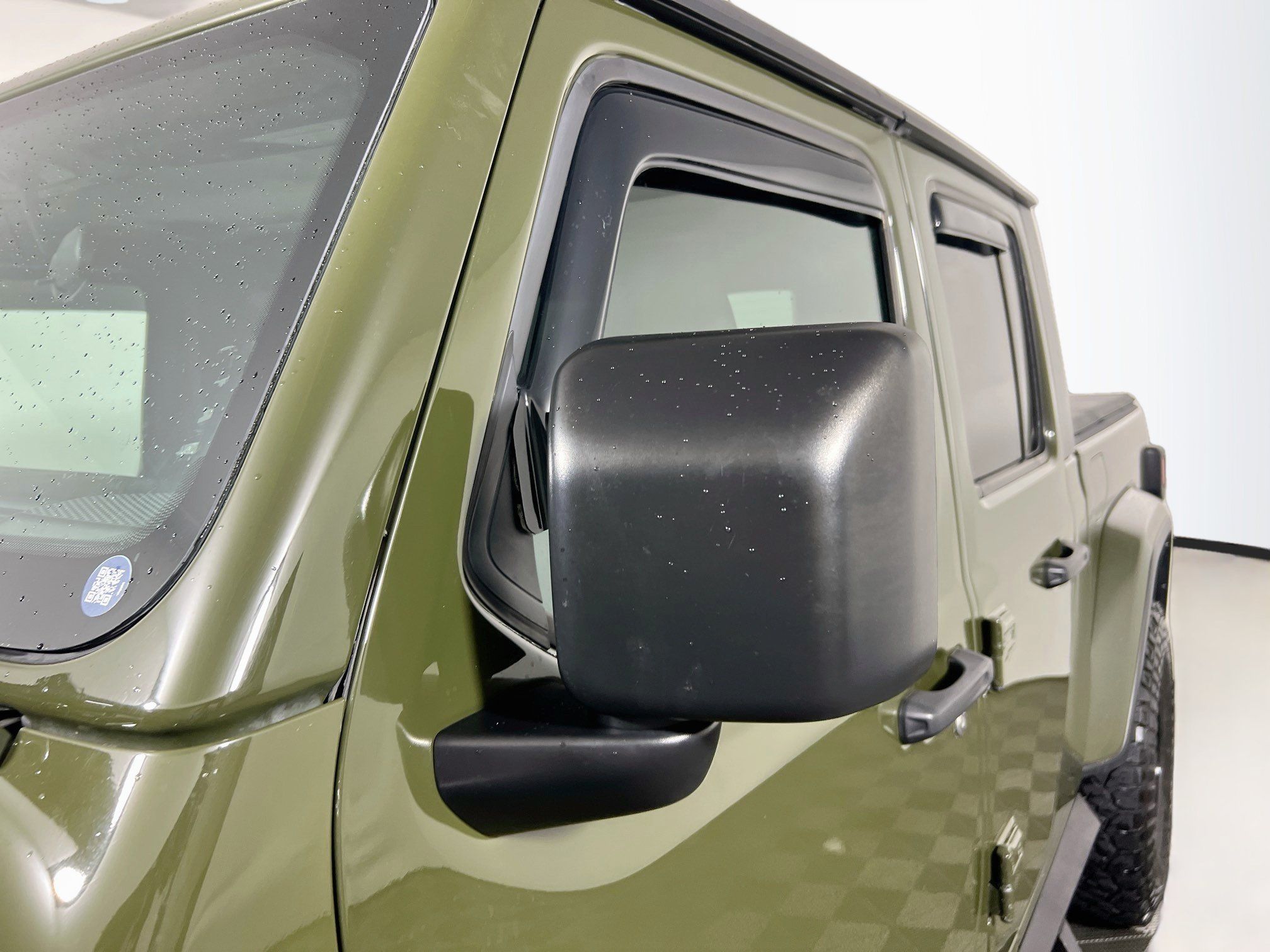 Used 2022 Jeep Gladiator Sport AWD/4WD image 12