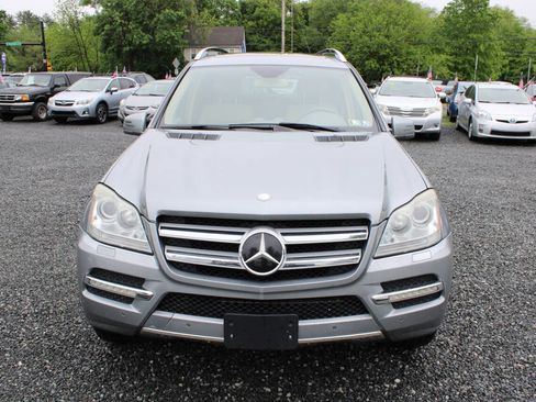 Used 2011 Mercedes-Benz GL 450 GL 450 4MATIC AWD 4dr SUV image 3