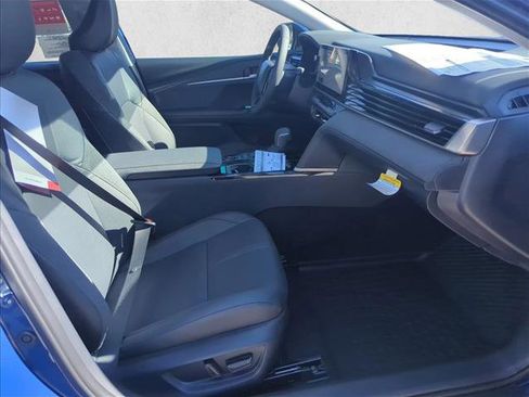 Used 2026 Toyota Camry XLE FWD image 27