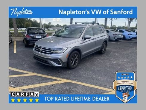 Used 2022 Volkswagen Tiguan SE FWD image 1