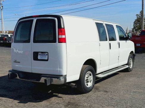 Certified 2024 Chevrolet Express 2500 w/ Driver Convenience Package image 8