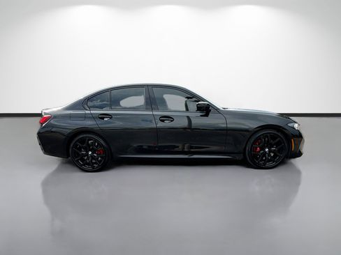 Used 2025 BMW 330i Sedan w/ M Sport Package RWD image 2
