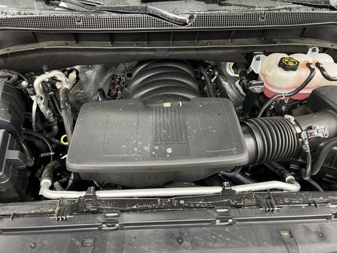 Used 2022 Chevrolet Tahoe Z71 image 26