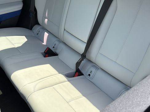 New 2025 Cadillac Optiq Sport 1 w/ LPO, Floor Liner Package AWD/4WD image 29