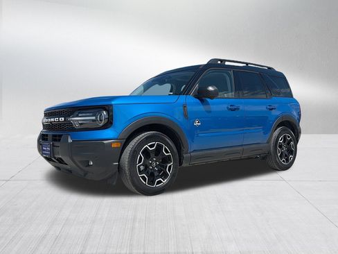 Used 2025 Ford Bronco Sport Outer Banks w/ Outer Banks Tech Package+ AWD/4WD image 1
