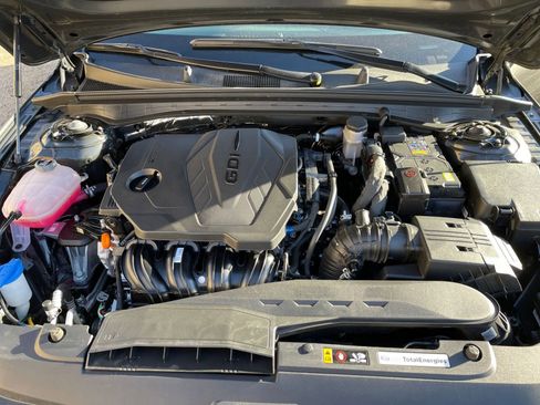 Used 2025 Kia K5 LXS image 32