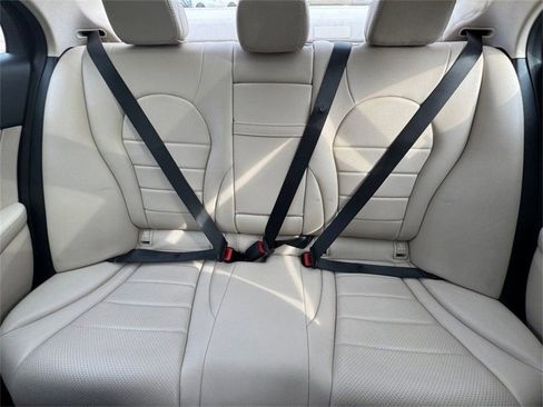 Used 2015 Mercedes-Benz C 300 4MATIC Sedan w/ Multimedia Package image 22