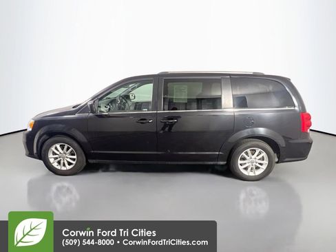 Used 2018 Dodge Grand Caravan SXT FWD image 6