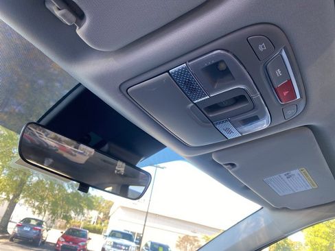 New 2025 Kia Telluride S image 20