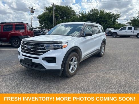 Used 2021 Ford Explorer XLT AWD/4WD image 7