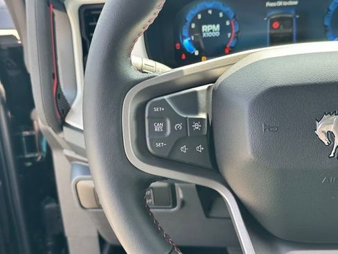 New 2026 Ford Bronco Heritage Edition AWD/4WD image 9