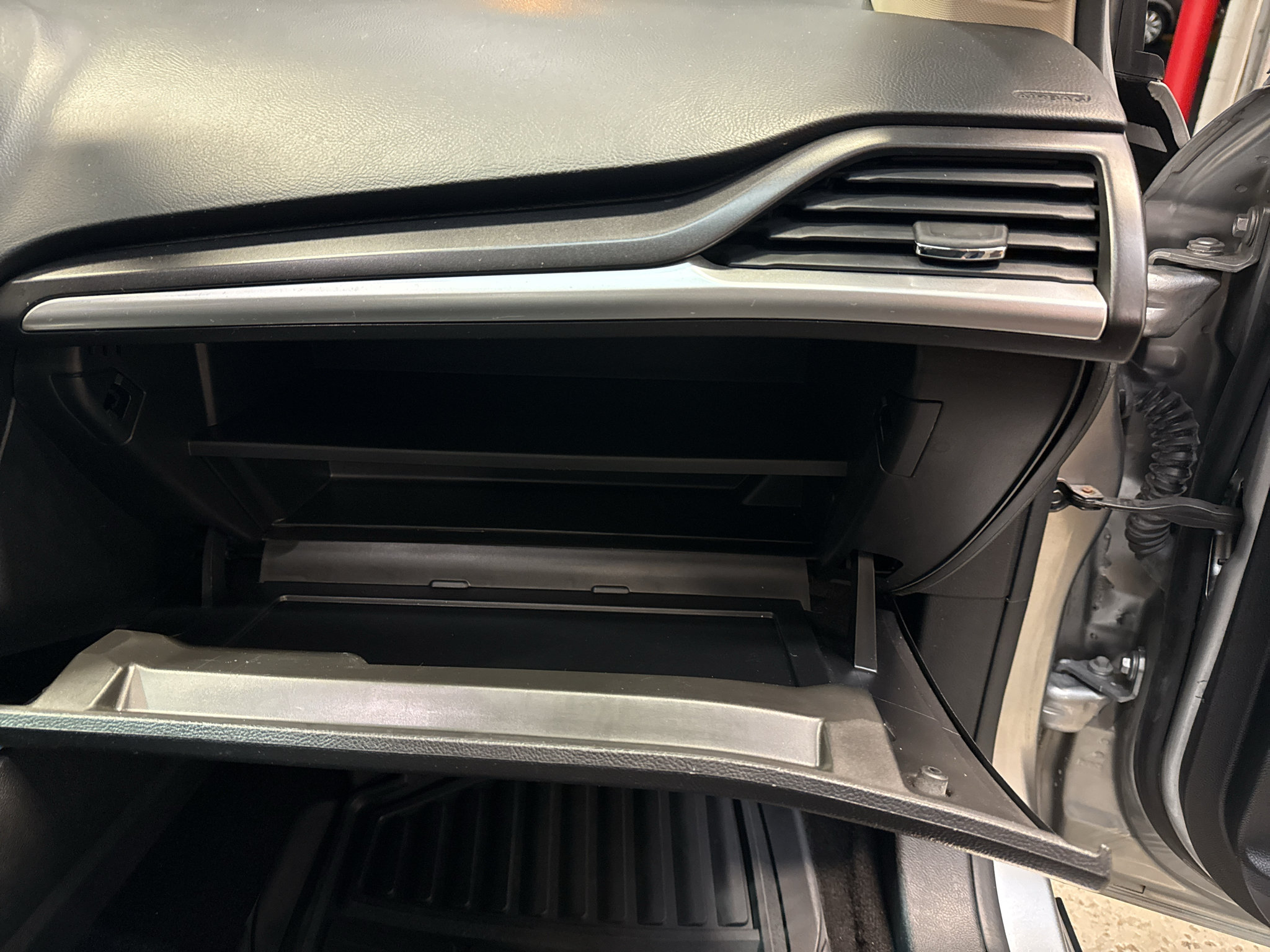 Used 2020 Ford Fusion Titanium FWD image 26