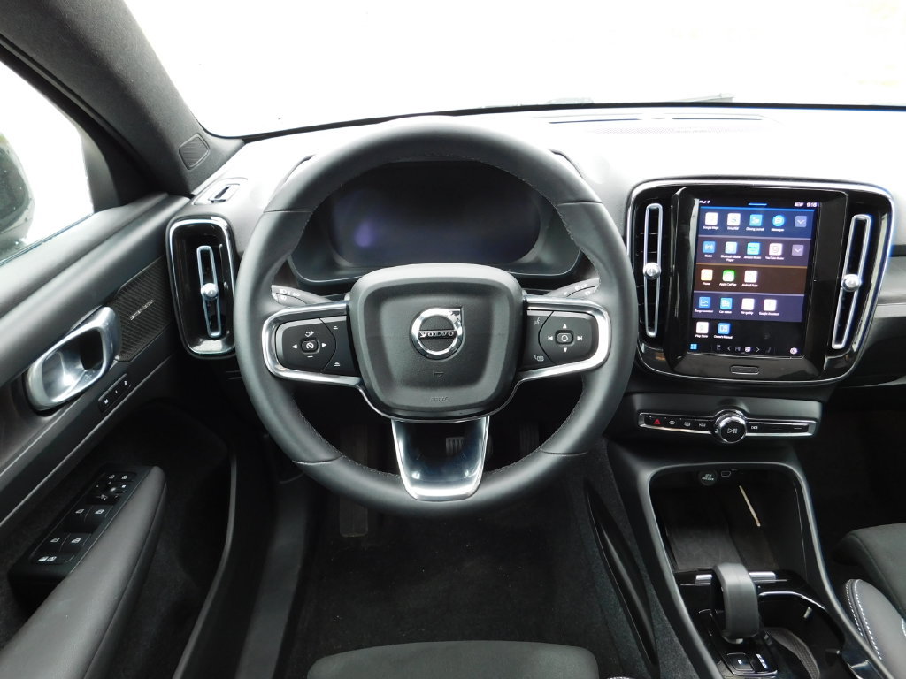 Used 2023 Volvo C40 P8 Recharge Ultimate AWD/4WD image 14