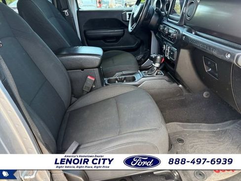 Used 2018 Jeep Wrangler Unlimited Sport S AWD/4WD image 13