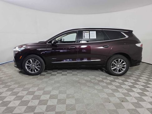 Used 2023 Buick Enclave Avenir w/ Avenir Technology Package image 5