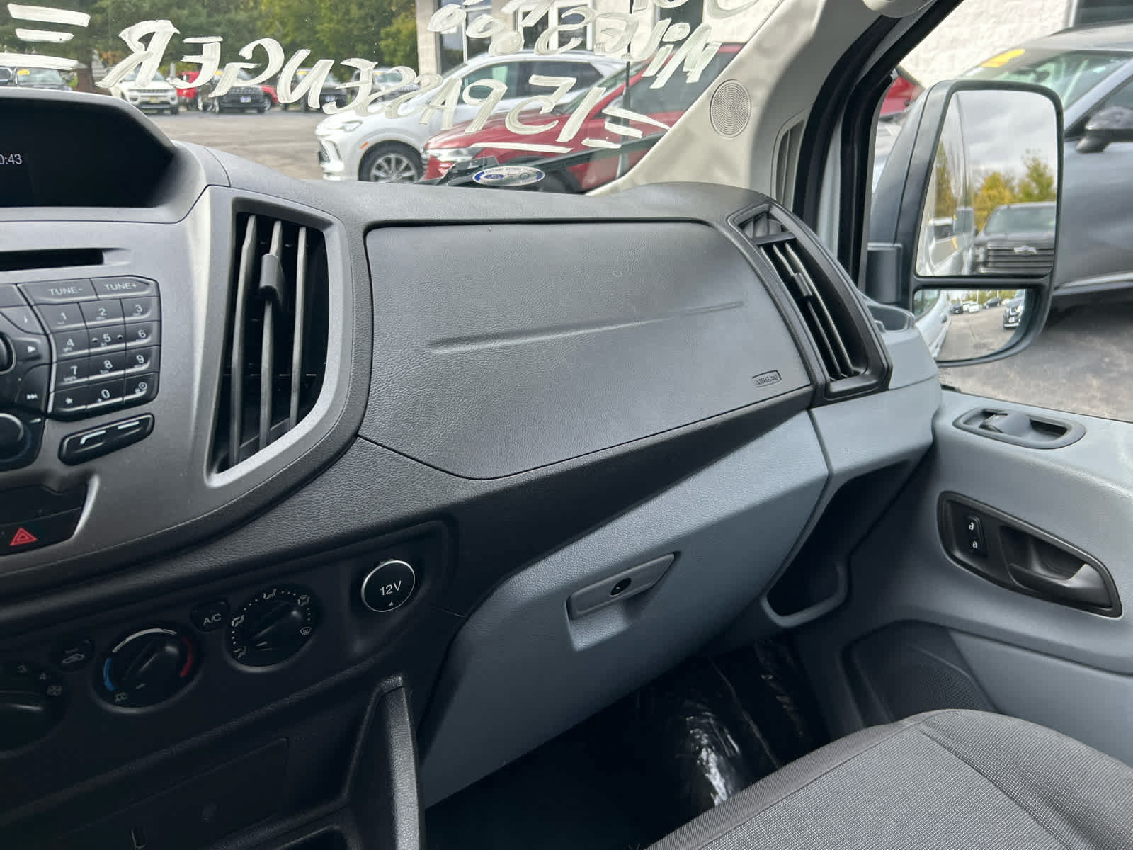 Used 2018 Ford Transit 350 XL RWD image 20