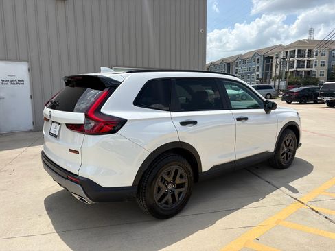 Certified 2026 Honda CR-V TrailSport image 8