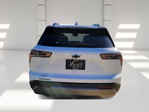 New 2026 Chevrolet Equinox LT w/ Midnight Edition image 6