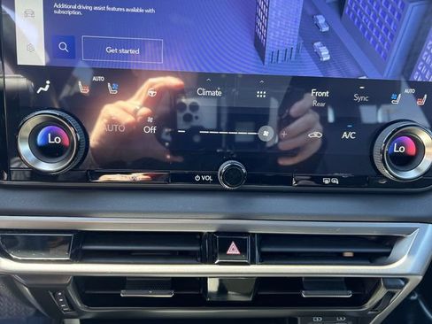 Certified 2023 Lexus RX 350 Premium Plus w/ Accessory Package AWD/4WD image 17