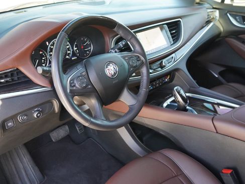 Used 2021 Buick Enclave Avenir w/ Avenir Technology Package image 9