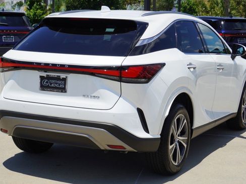 Used 2025 Lexus RX 350 Premium w/ Accessory Package (Z1) FWD image 7