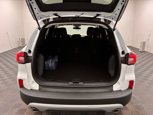 New 2026 Ford Escape Active w/ Cold Weather Package image 9