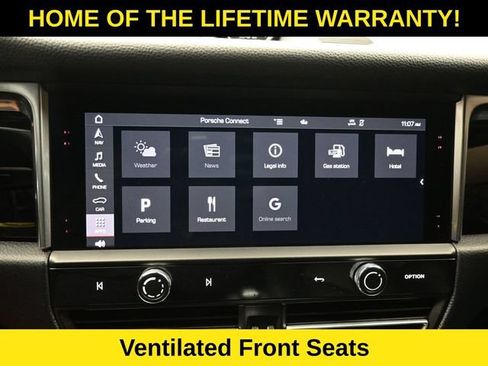 Used 2023 Porsche Macan S AWD/4WD image 27