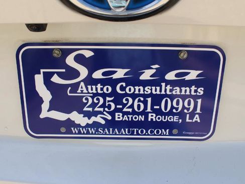 Used 2021 Toyota Venza XLE w/ Softex Package image 23