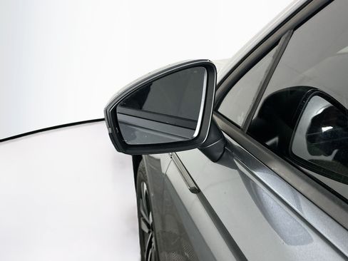 Used 2022 Volkswagen Tiguan S FWD image 16