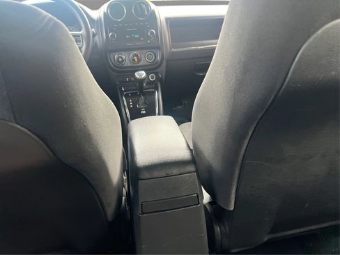 Used 2015 Jeep Patriot Sport FWD image 20