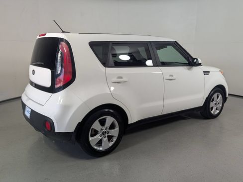 Used 2018 Kia Soul w/ Convenience Package FWD image 6