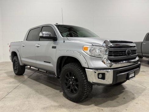 Used 2015 Toyota Tundra Limited w/ Limited Premium Package image 5