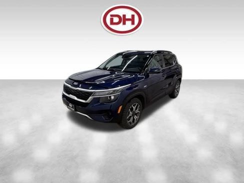 Used 2021 Kia Seltos EX AWD/4WD image 11
