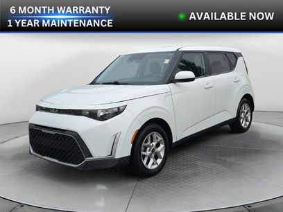 Used 2024 Kia Soul LX w/ Option Group 015