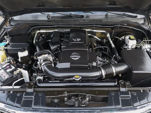 Used 2019 Nissan Frontier SV w/ Value Truck Package image 11