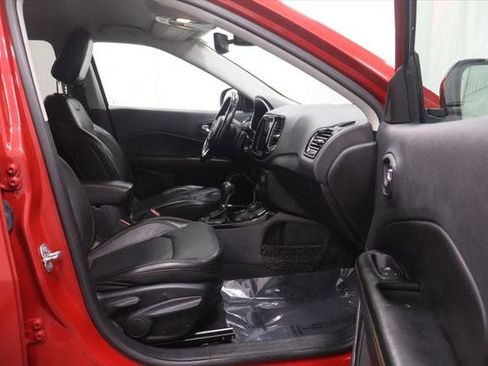 Certified 2021 Jeep Compass Limited AWD/4WD image 17