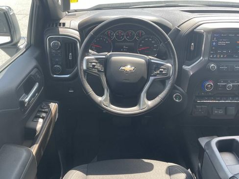 Used 2021 Chevrolet Silverado 1500 LT AWD/4WD image 13