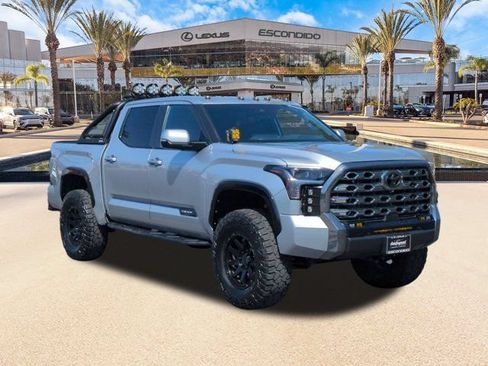 Used 2023 Toyota Tundra Platinum AWD/4WD image 3