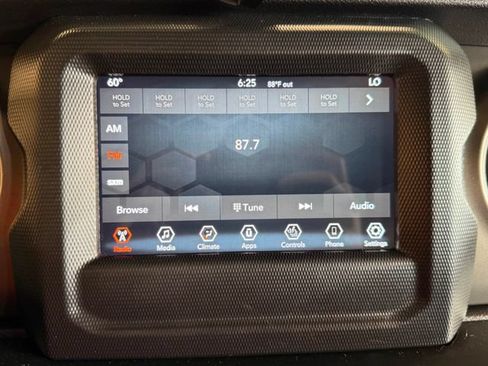 Used 2023 Jeep Wrangler Unlimited w/ Cold Weather Group AWD/4WD image 27