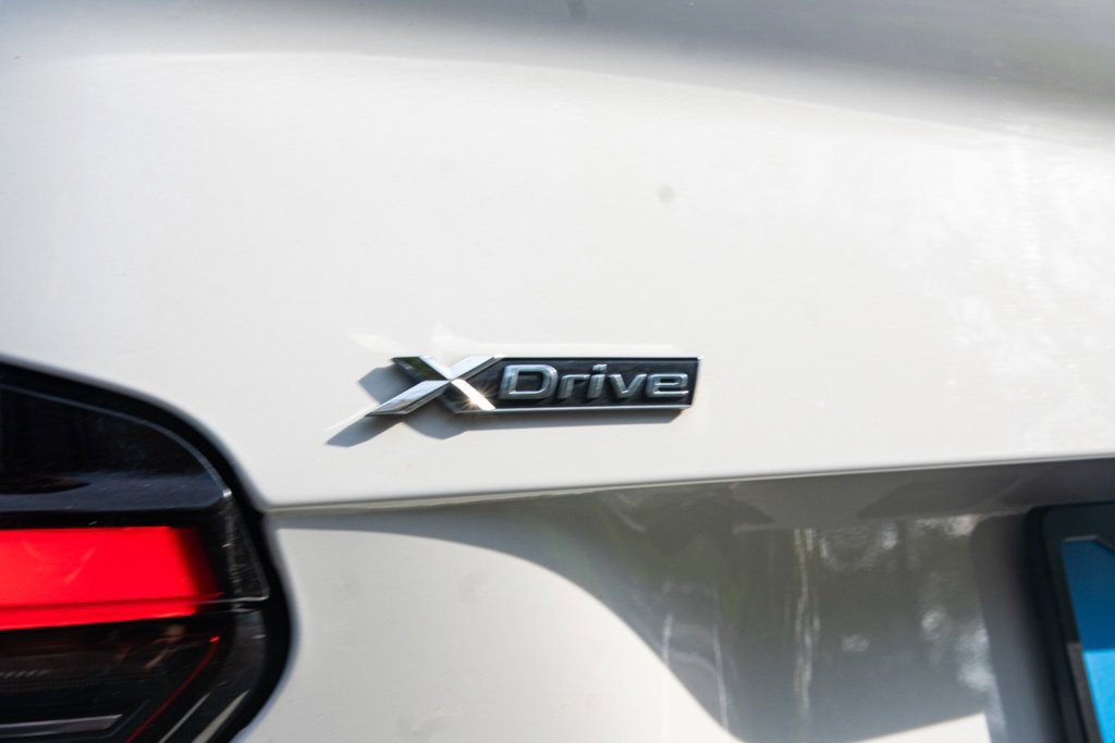 Used 2023 BMW 230i xDrive Coupe w/ Convenience Package AWD/4WD image 5