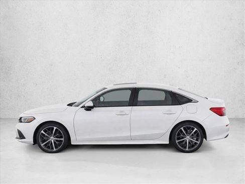 Certified 2024 Honda Civic Touring image 4