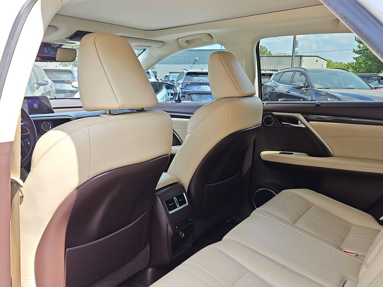 Used 2017 Lexus RX 350 FWD w/ Luxury Package image 16