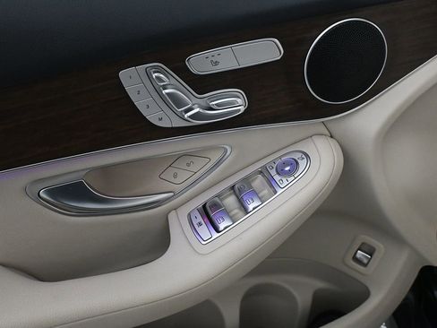 Certified 2022 Mercedes-Benz GLC 300 4MATIC image 8