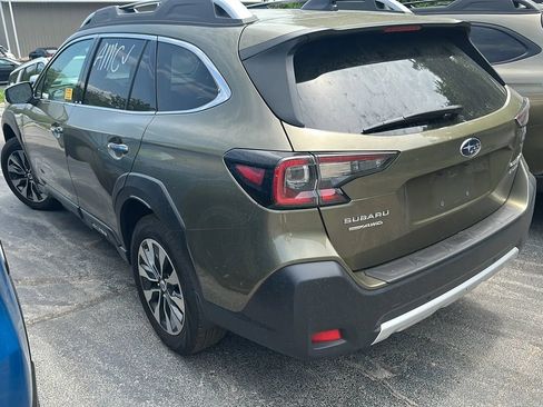 Used 2024 Subaru Outback Touring AWD/4WD image 3